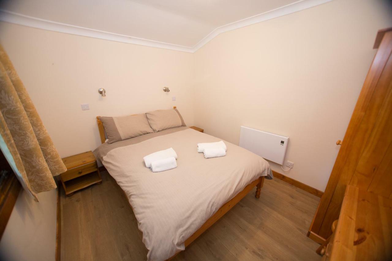 Invercauld Lodges بالاتر المظهر الخارجي الصورة