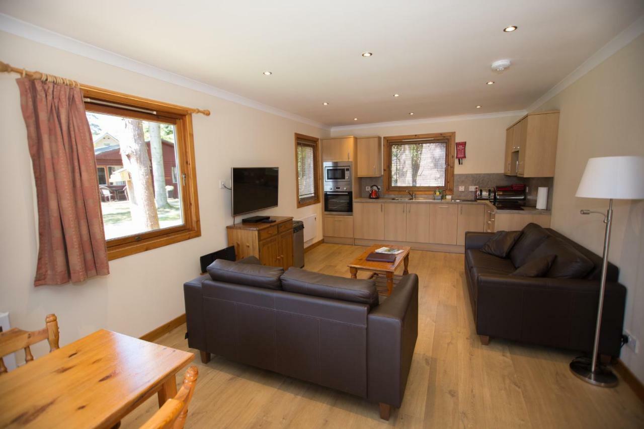 Invercauld Lodges بالاتر المظهر الخارجي الصورة