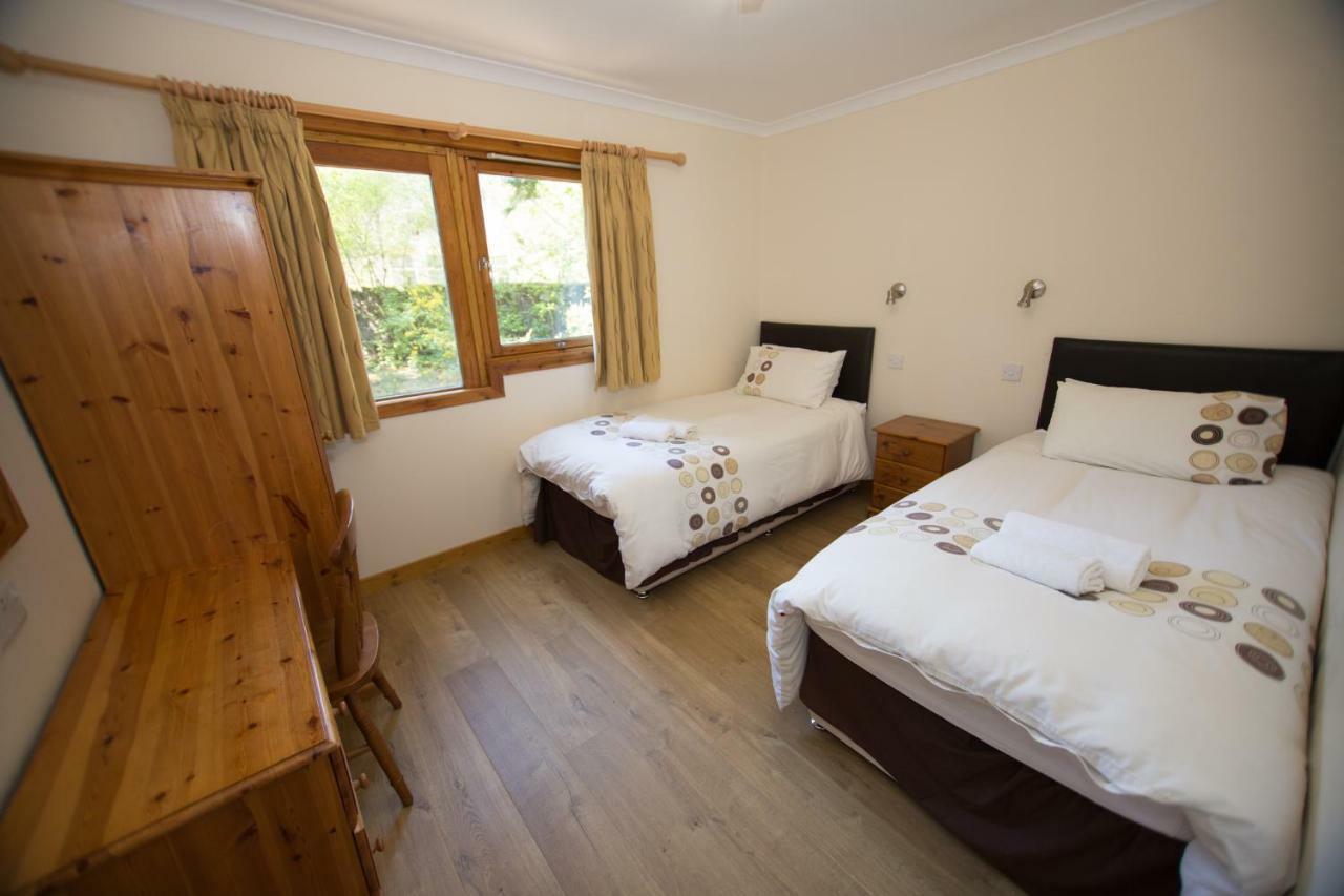 Invercauld Lodges بالاتر المظهر الخارجي الصورة