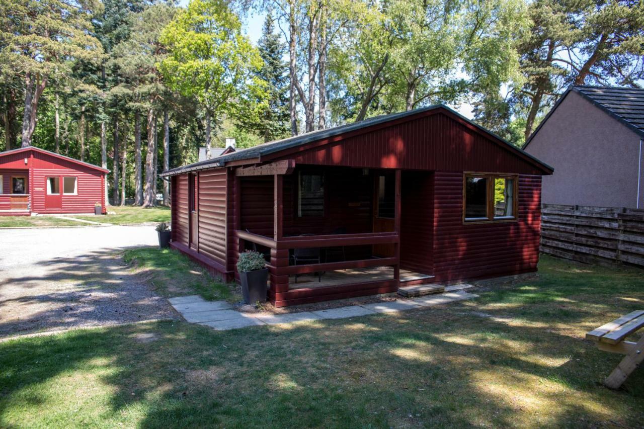 Invercauld Lodges بالاتر المظهر الخارجي الصورة
