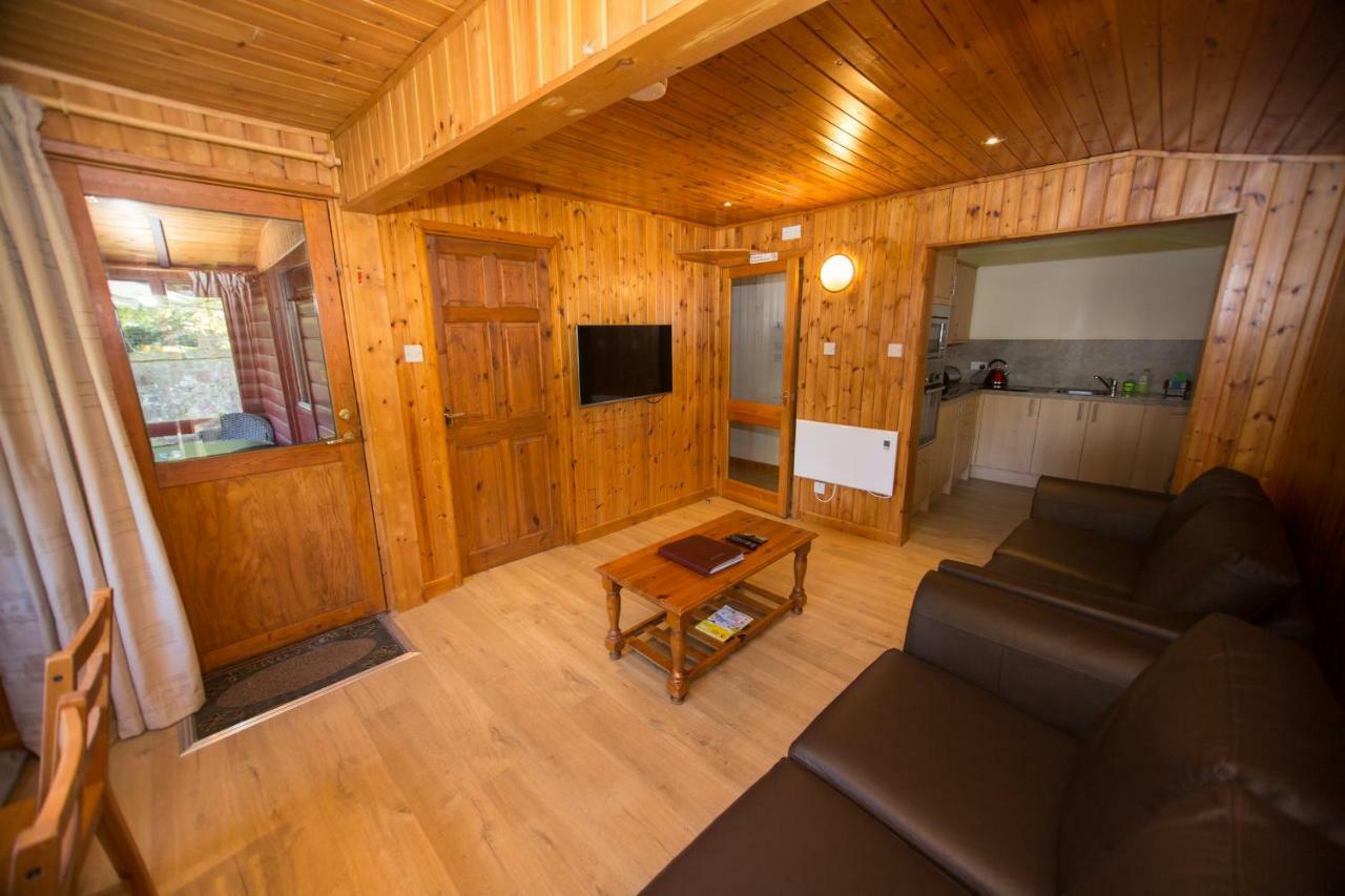 Invercauld Lodges بالاتر المظهر الخارجي الصورة