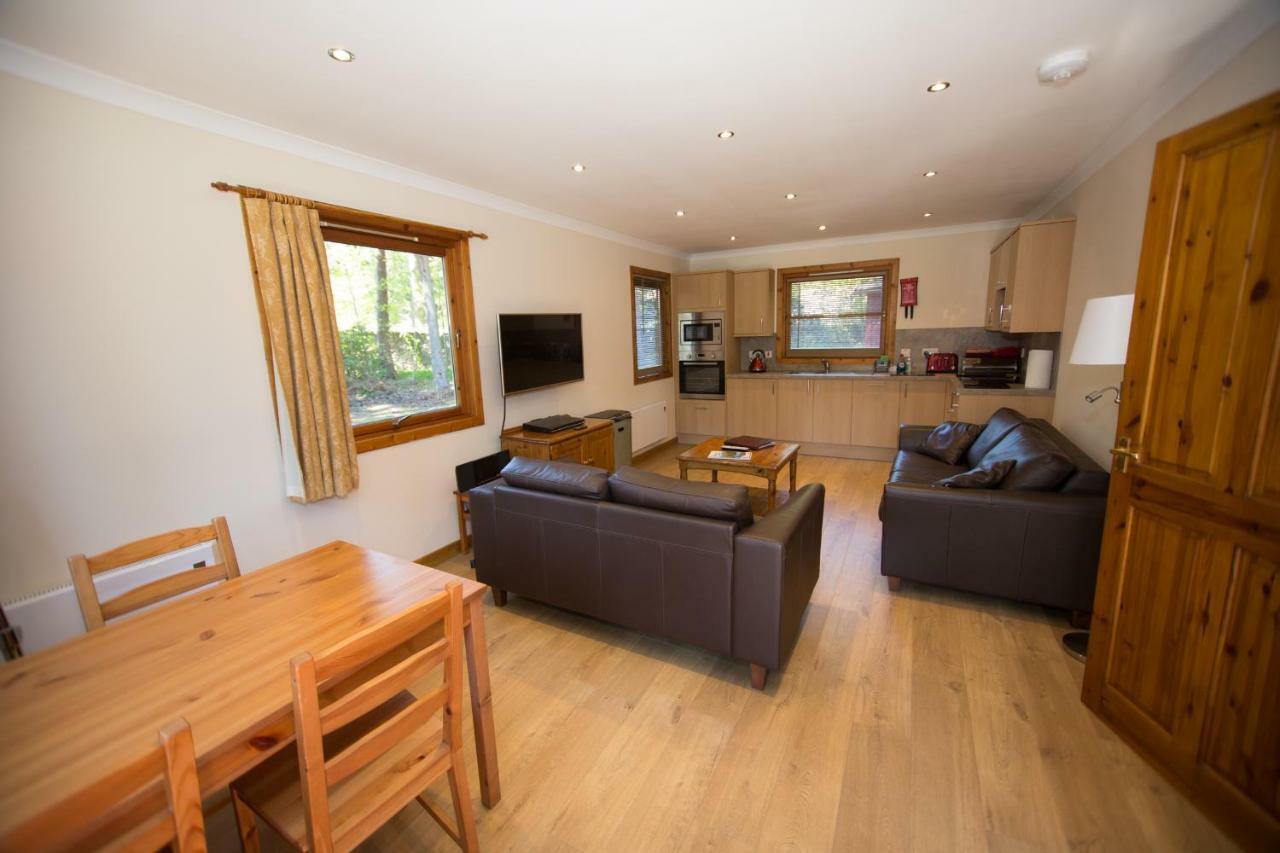 Invercauld Lodges بالاتر المظهر الخارجي الصورة