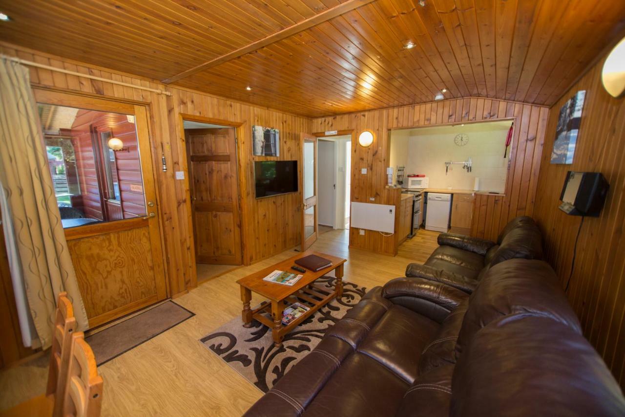 Invercauld Lodges بالاتر المظهر الخارجي الصورة